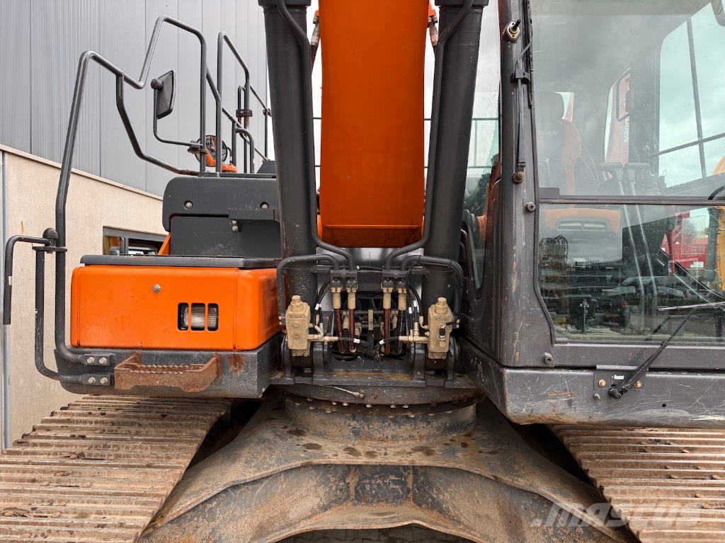 Doosan DX 225 LC-5 - DX 225 LC - DX 225 Bagri goseničarji