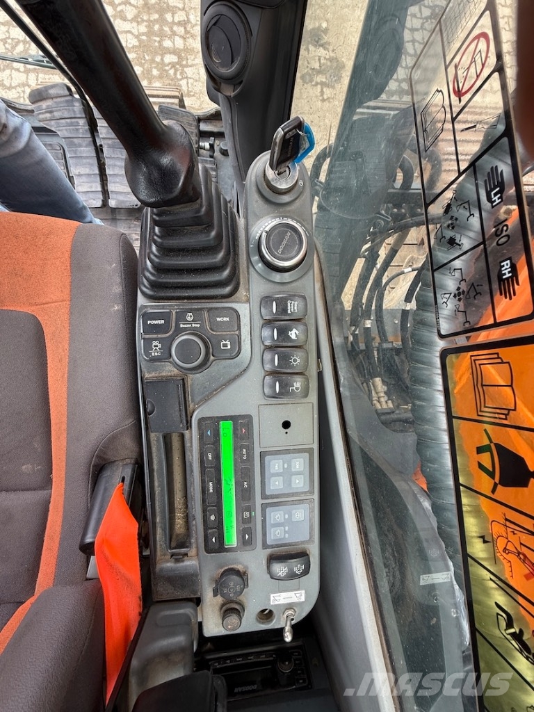 Doosan DX 225 LC-5 - DX 225 LC - DX 225 Bagri goseničarji