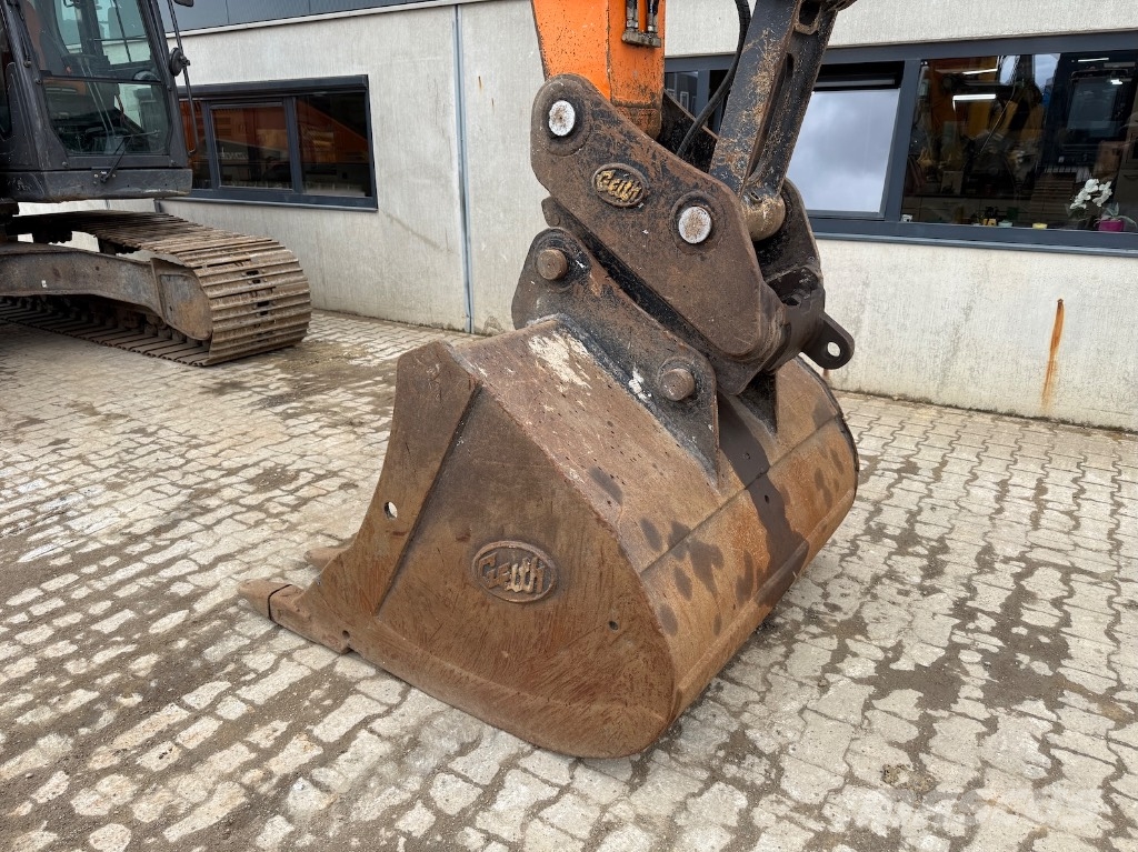 Doosan DX 225 LC-5 - DX 225 LC - DX 225 Bagri goseničarji