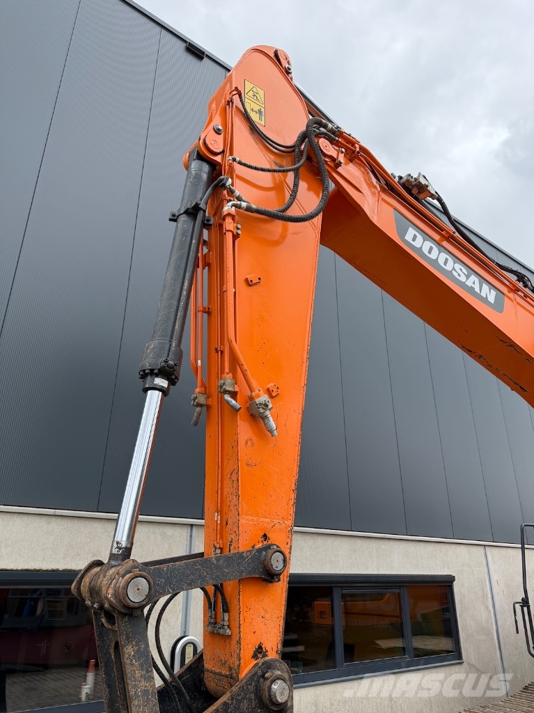 Doosan DX 225 LC-5 - DX 225 LC - DX 225 Bagri goseničarji