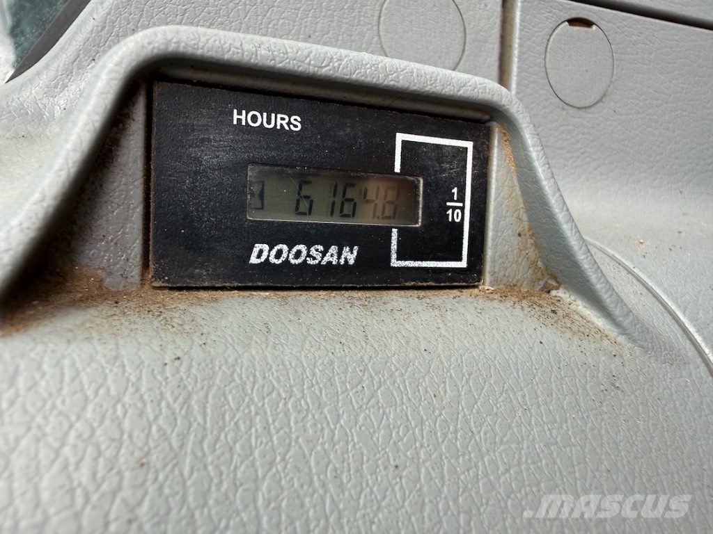 Doosan DX 225 LC-5 - DX 225 LC - DX 225 Bagri goseničarji