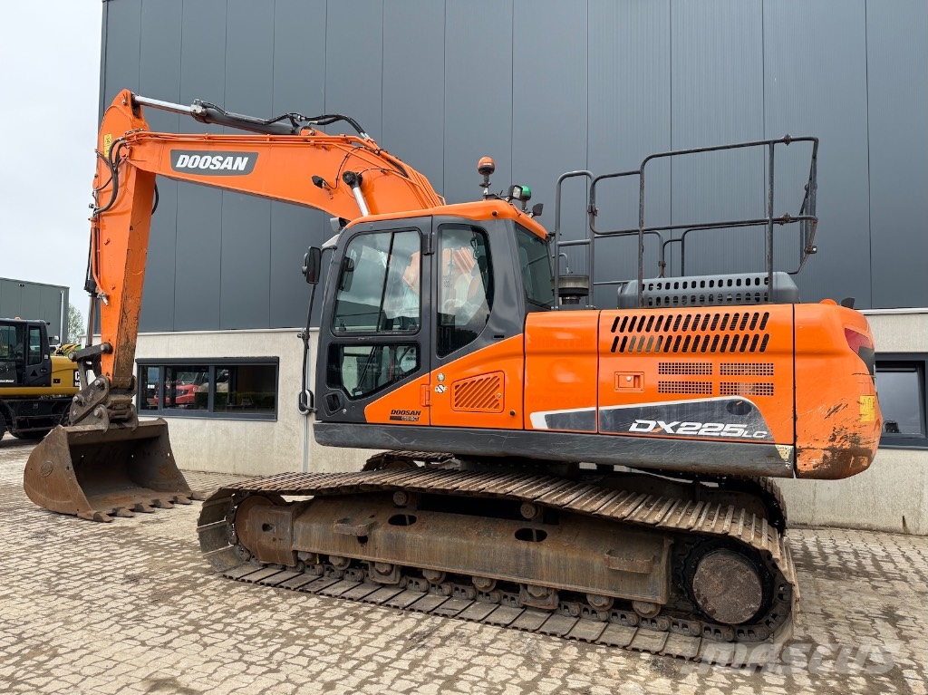Doosan DX 225 LC-5 - DX 225 LC - DX 225 Bagri goseničarji