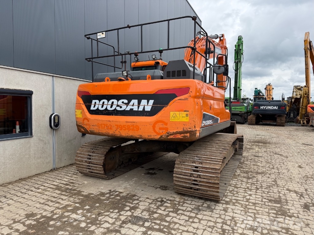 Doosan DX 225 LC-5 - DX 225 LC - DX 225 Bagri goseničarji