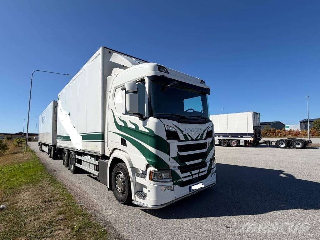 Scania R500B6X2*4NB 6219 Camiones con caja de remolque