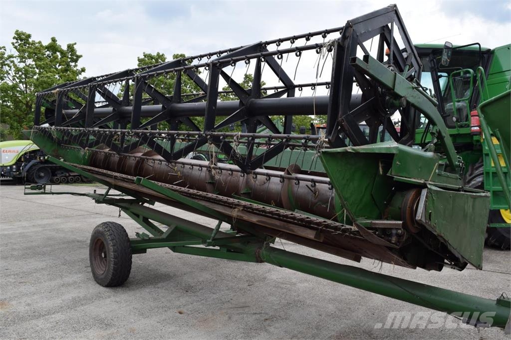 John Deere 2066 Mietitrebbiatrici