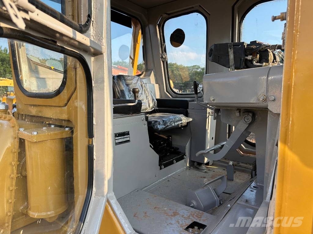 CAT D 7 G Buldožerji goseničarji