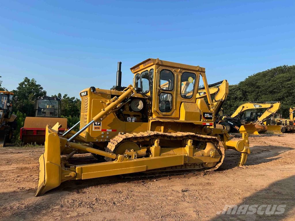 CAT D 7 G Buldožerji goseničarji