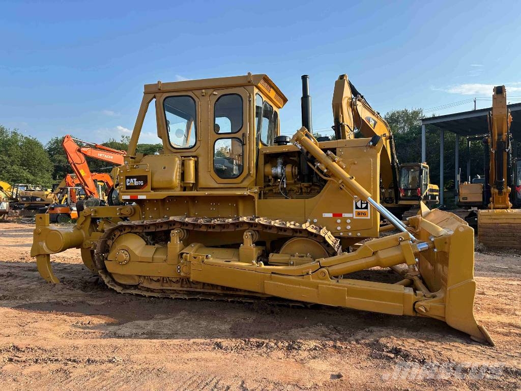 CAT D 7 G Buldožerji goseničarji