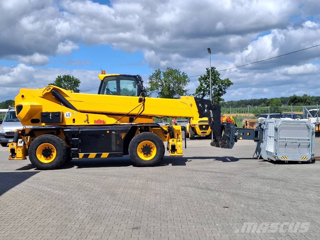 JCB 555-210 R Pale gommate telescopiche