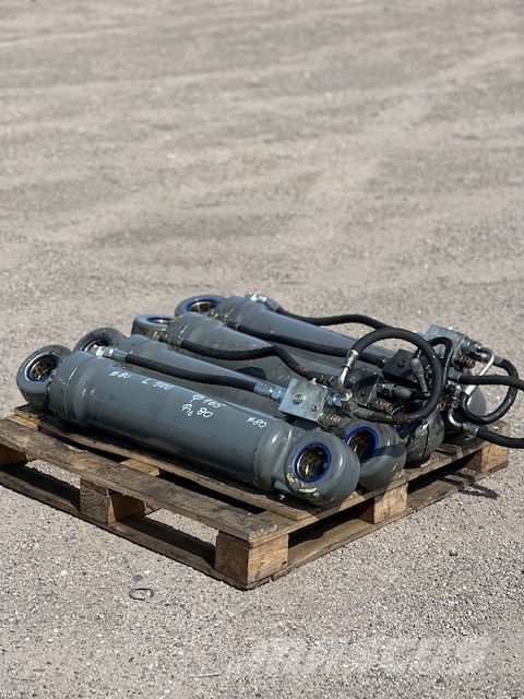 LIEB LH 22 EXCAVATOR SUPPORTS HYDRAULIC CYLINDER Hydraulika