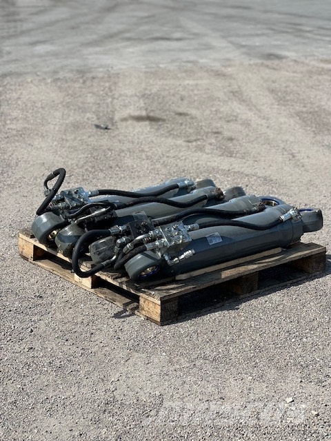 LIEB LH 22 EXCAVATOR SUPPORTS HYDRAULIC CYLINDER Hydraulika
