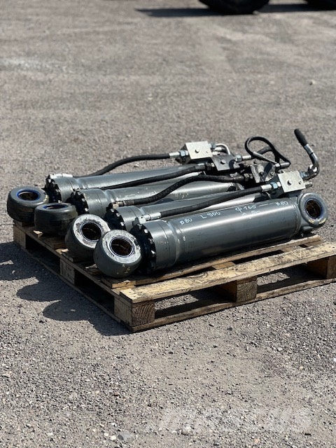 LIEB LH 22 EXCAVATOR SUPPORTS HYDRAULIC CYLINDER Hydraulika