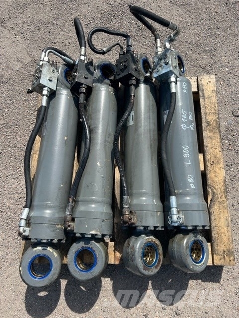 LIEB LH 22 EXCAVATOR SUPPORTS HYDRAULIC CYLINDER Hydraulika