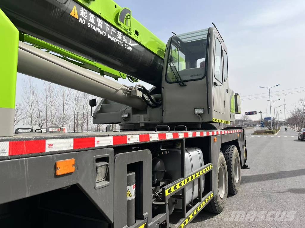 Zoomlion ZTC500V Visurgājēji celtņi