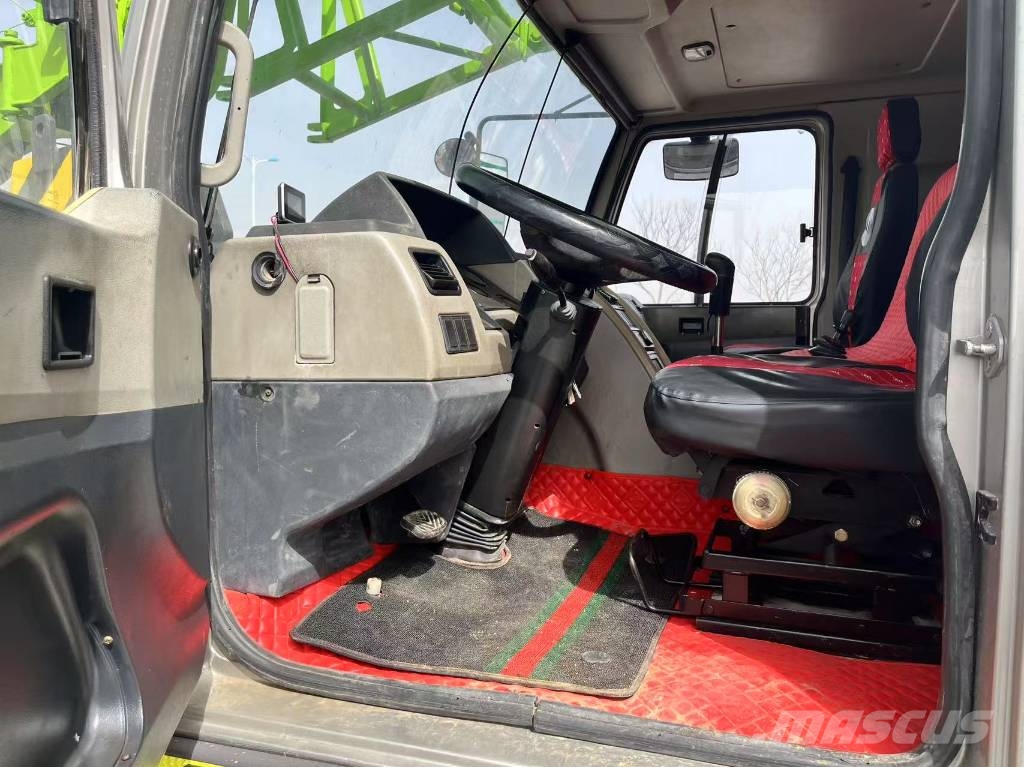 Zoomlion ZTC500V Visurgājēji celtņi