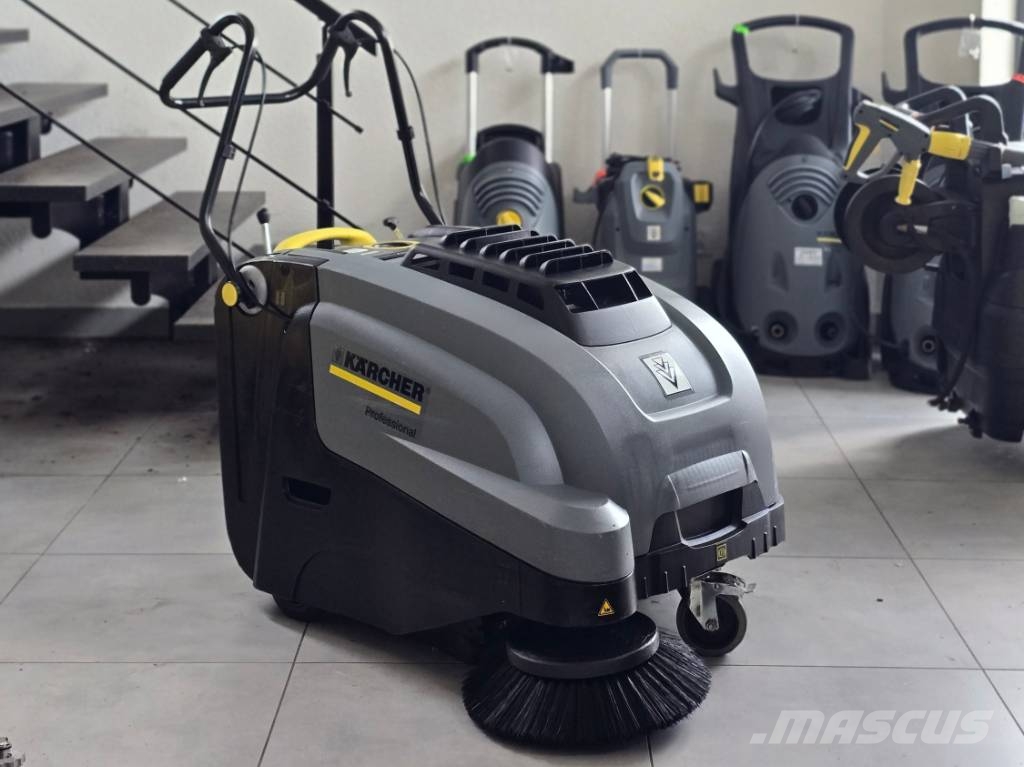 Kärcher KM 75/40 W P BENZIN HONDA كاسحات داخلية