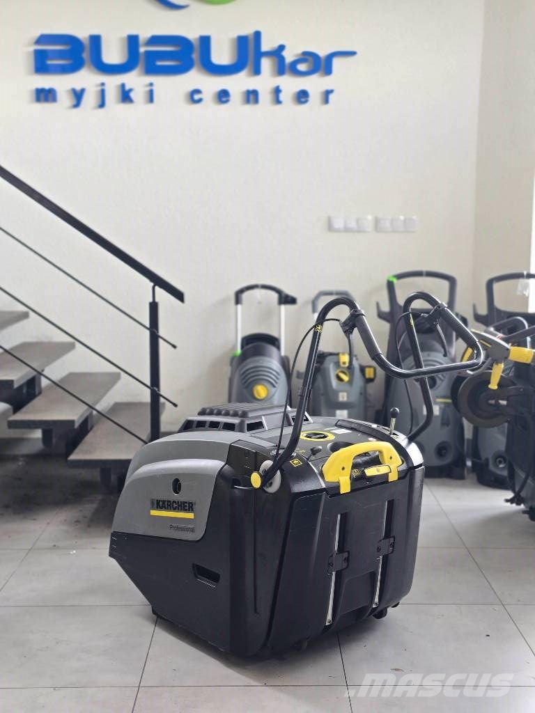 Kärcher KM 75/40 W P BENZIN HONDA كاسحات داخلية