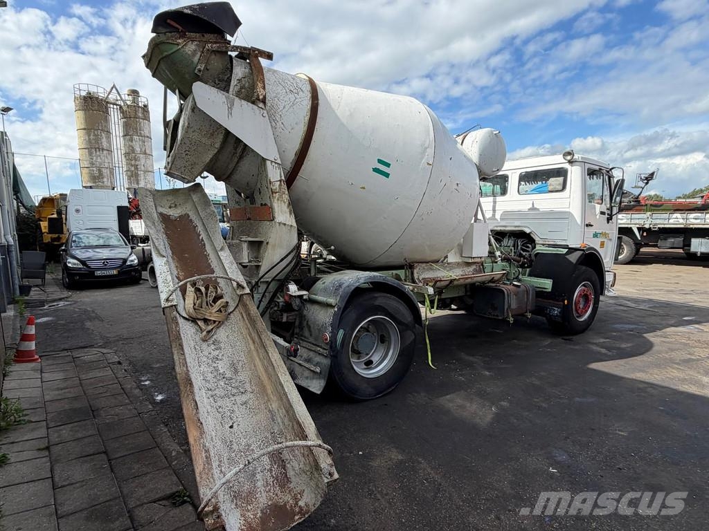 Mercedes-Benz SK 1622 Concrete Mixer V6 Full Steel Suspension Go Camiones hormigonera