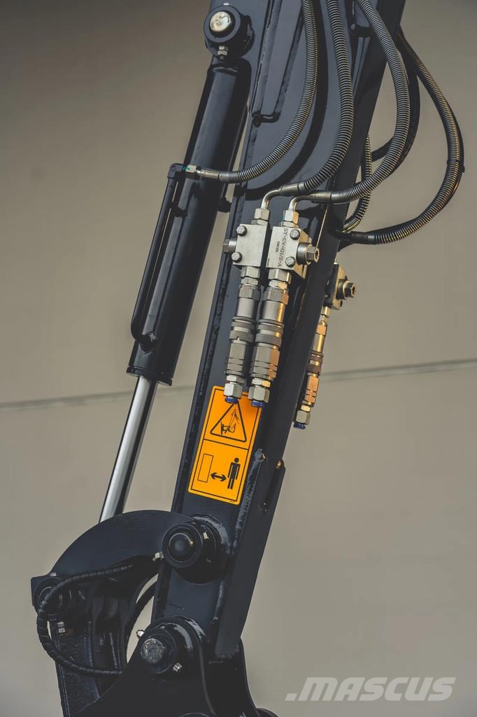 TIRRAX Binnendraaier TX40H Εκσκαφάκι (διαβολάκι) < 7t