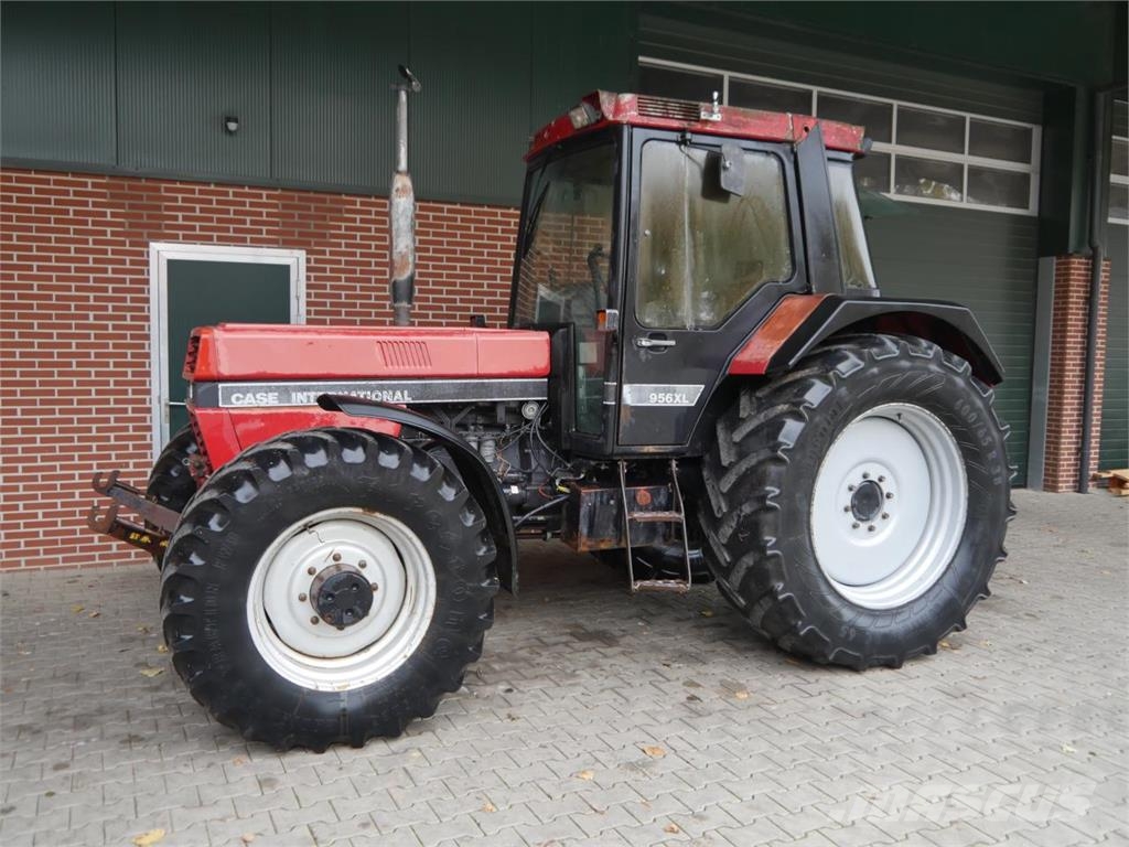 Case IH 956 XLA 40km FZW Traktoren