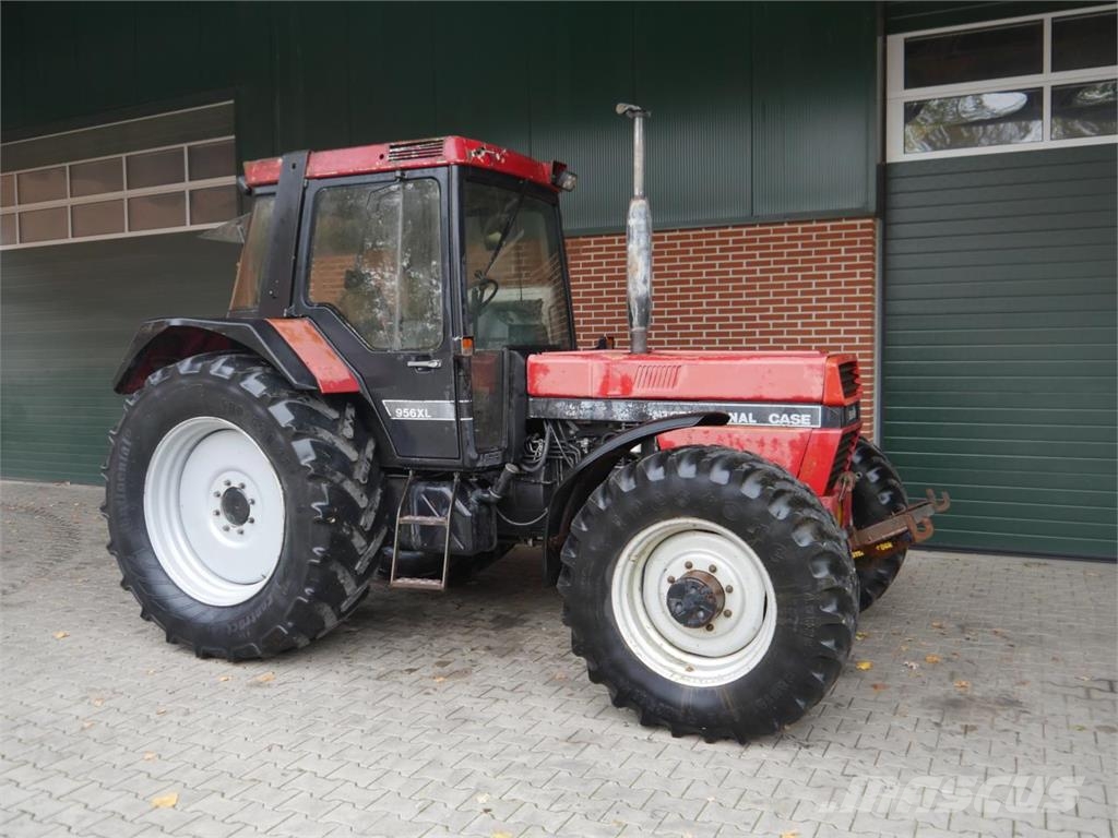 Case IH 956 XLA 40km FZW Traktoren