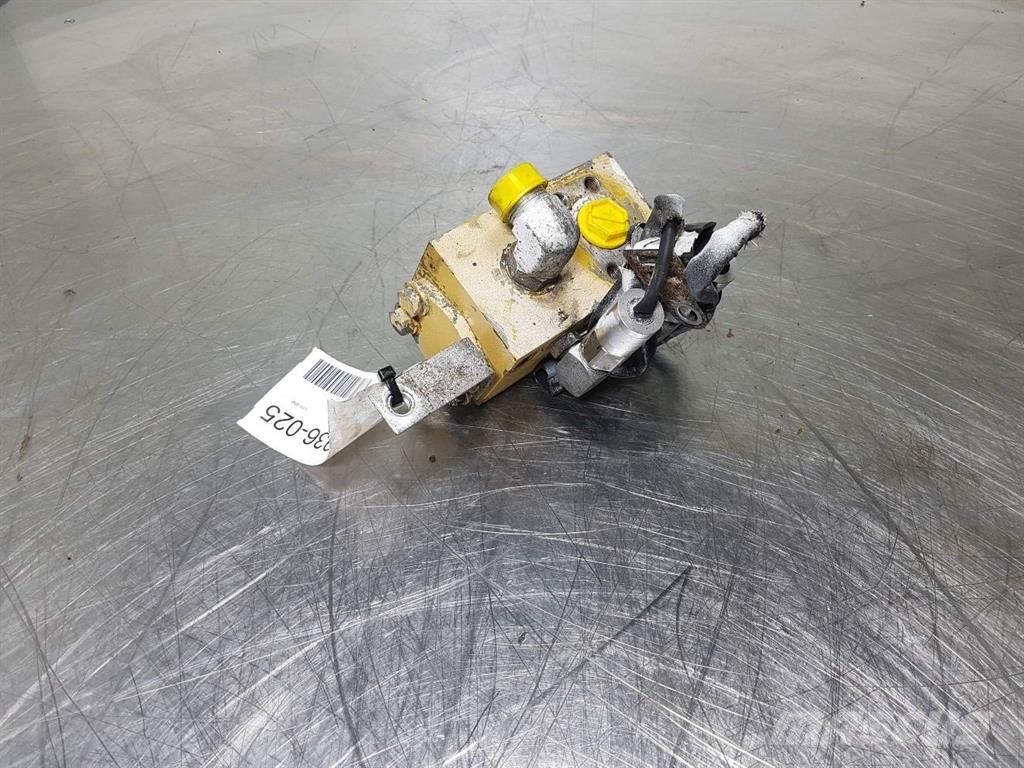 CAT 950H-141-2597-Valve/Ventile/Ventiel Componenti idrauliche