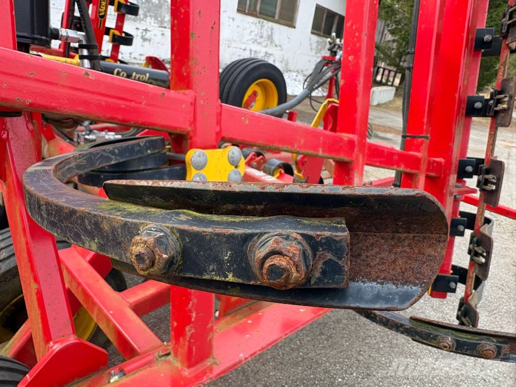 Väderstad Ferox900 Kultivátory