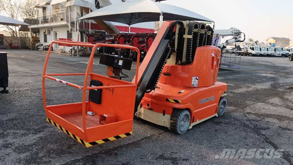 JLG Toucan 1210 رافعات سلة مفصلية