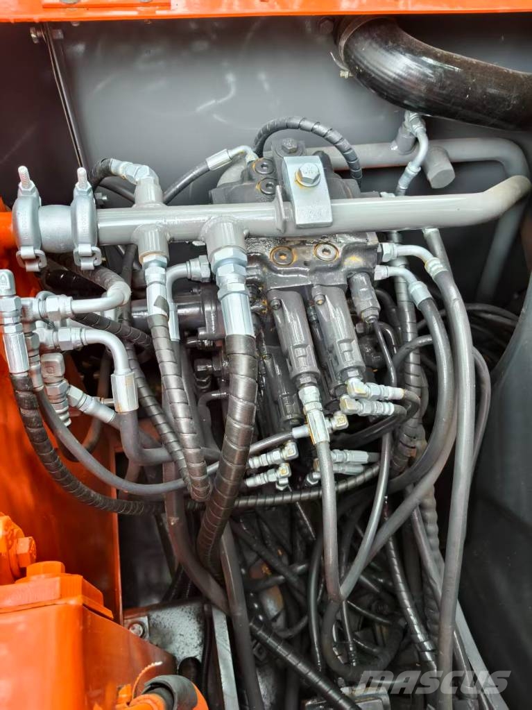 Hitachi ZX 60 Mini bagri <7t