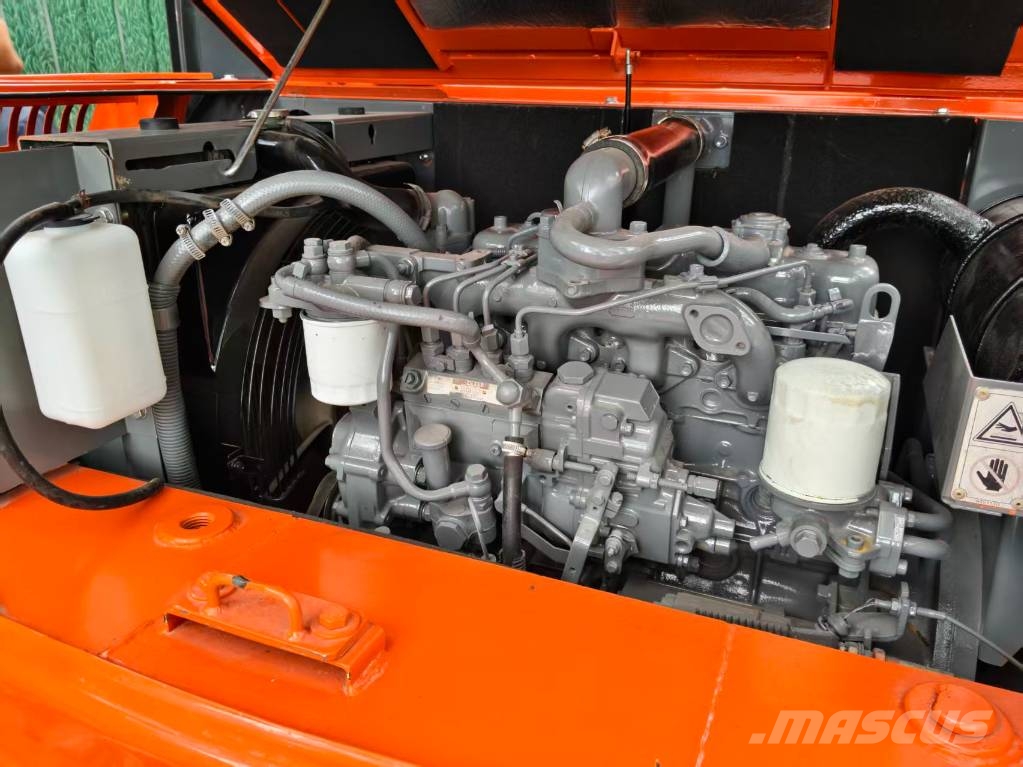 Hitachi ZX 60 Mini bagri <7t