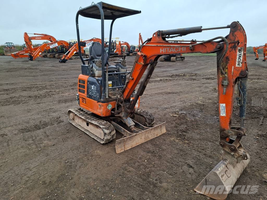 Hitachi ZX 19 U-5 Mini kotrók < 7t