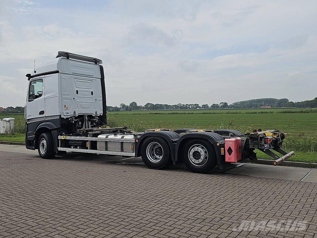 Mercedes-Benz ACTROS 2548 6X2 RETARDER WB490 شاحنات قابلة للفك