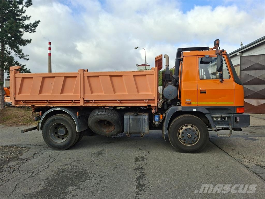 Tatra T 815 TERRNO 4X4.2 + NÁSTAVBA SYPAČ-SYKO 5H + RADL Camion ribaltabili