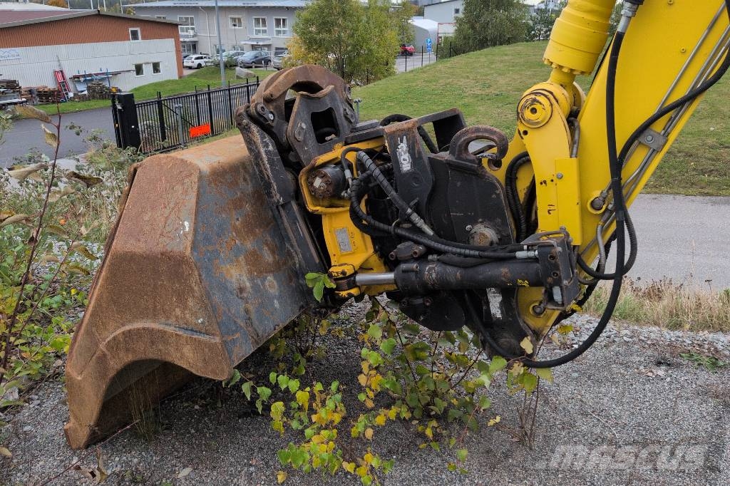 Komatsu PW160-11 Snart till salu Ekskavatori uz riteņiem