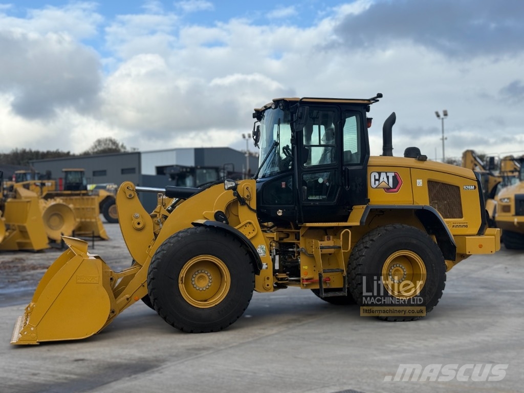 CAT 926 M Gumikerekes homlokrakodók