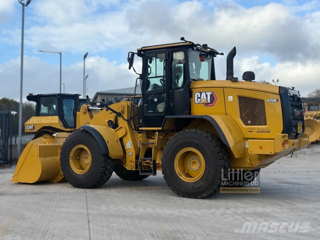 CAT 926 M Gumikerekes homlokrakodók