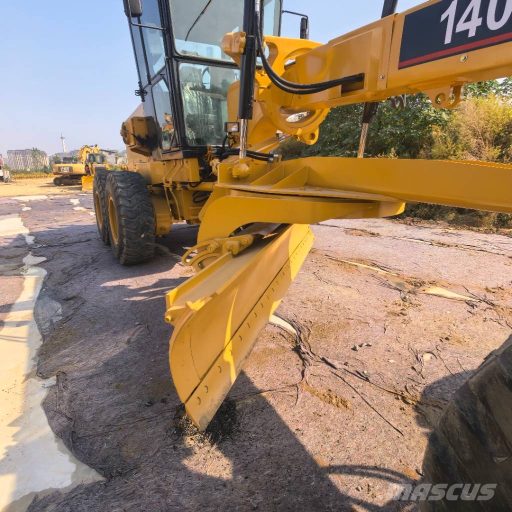CAT 140 Greideri