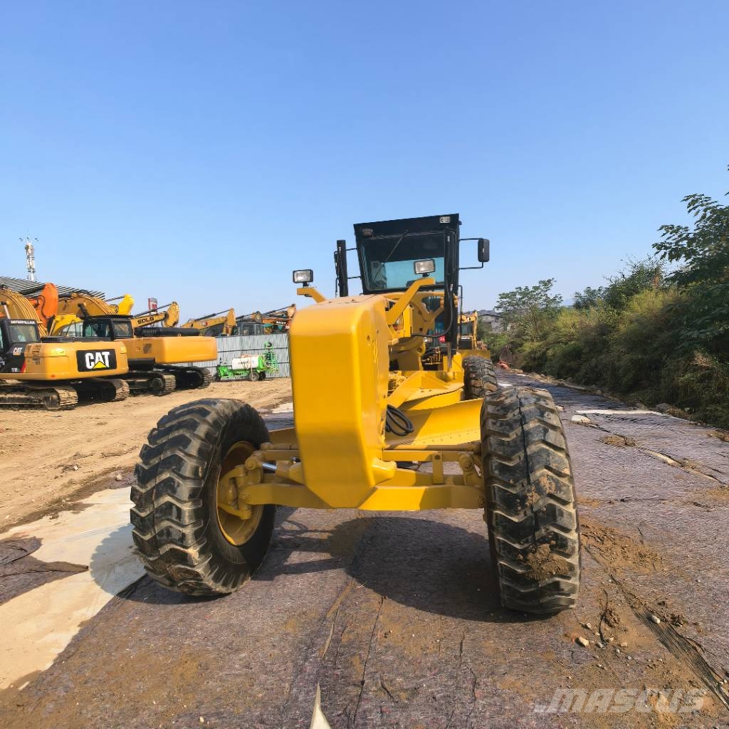 CAT 140 Greideri