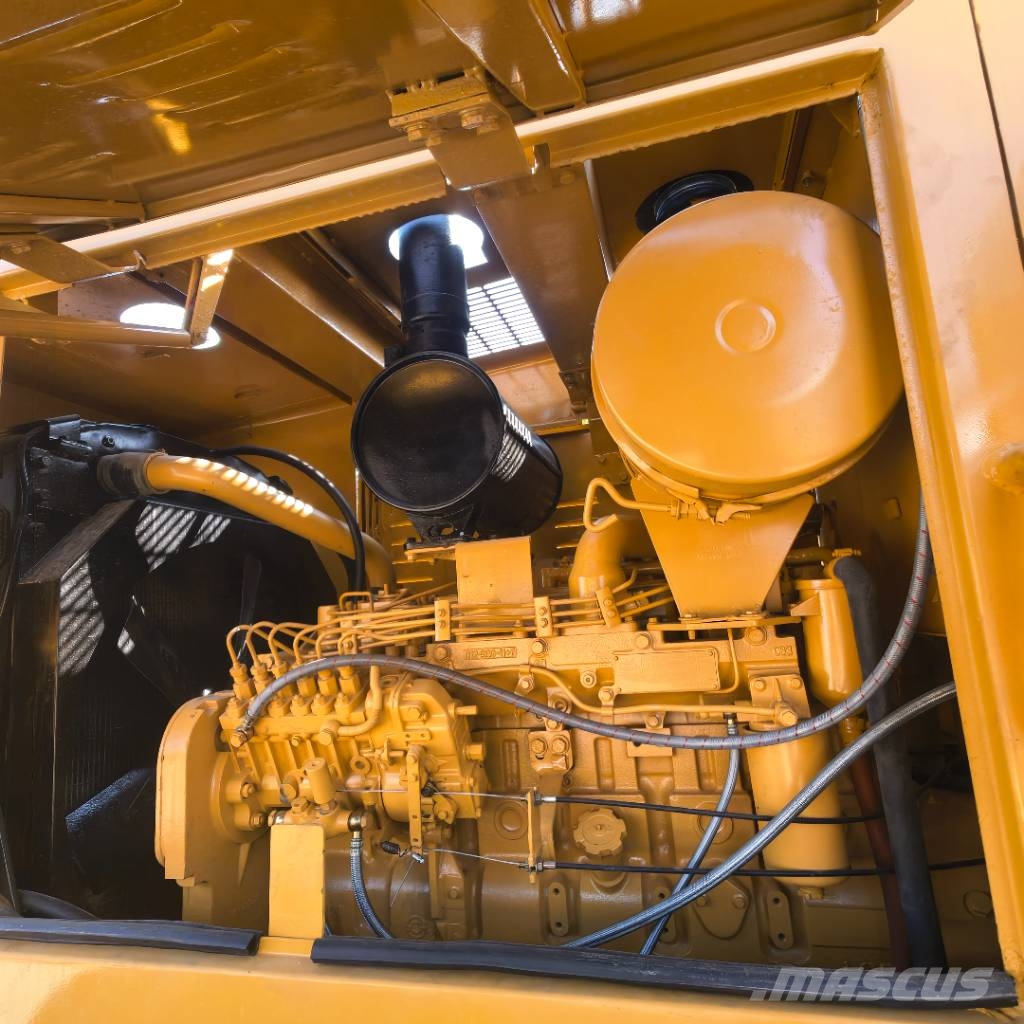 CAT 140 Greideri