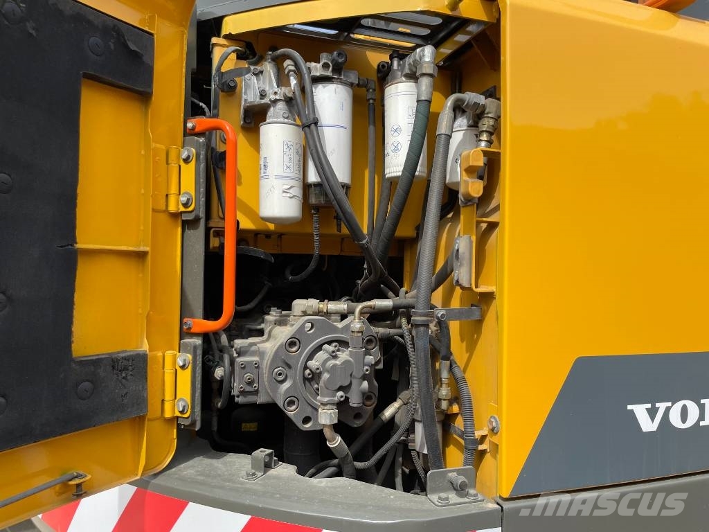 Volvo ECR 235 DL Crawler excavators