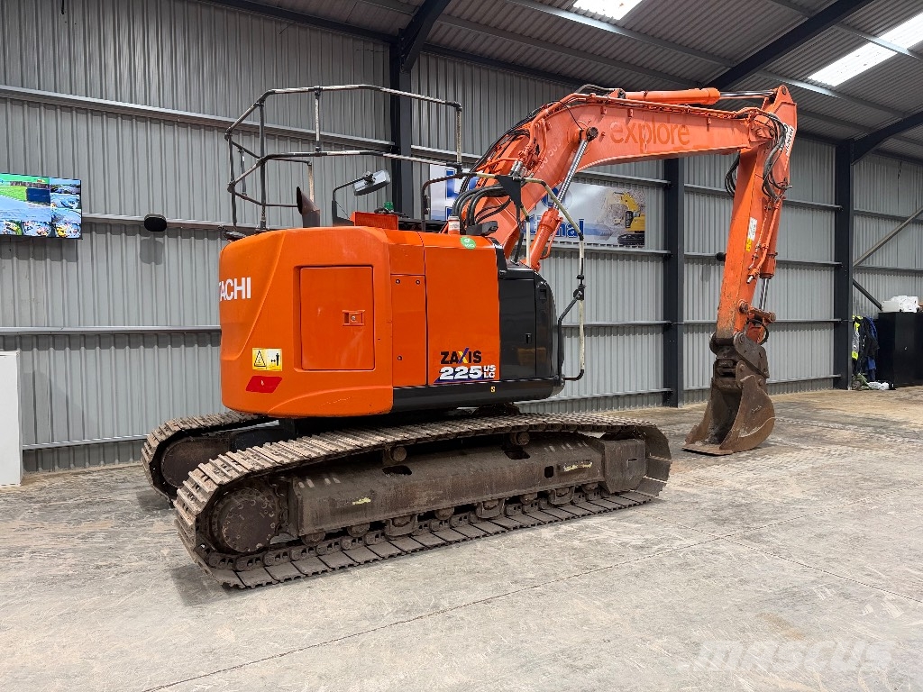 Hitachi ZX 225 US LC-6 Rupsgraafmachines