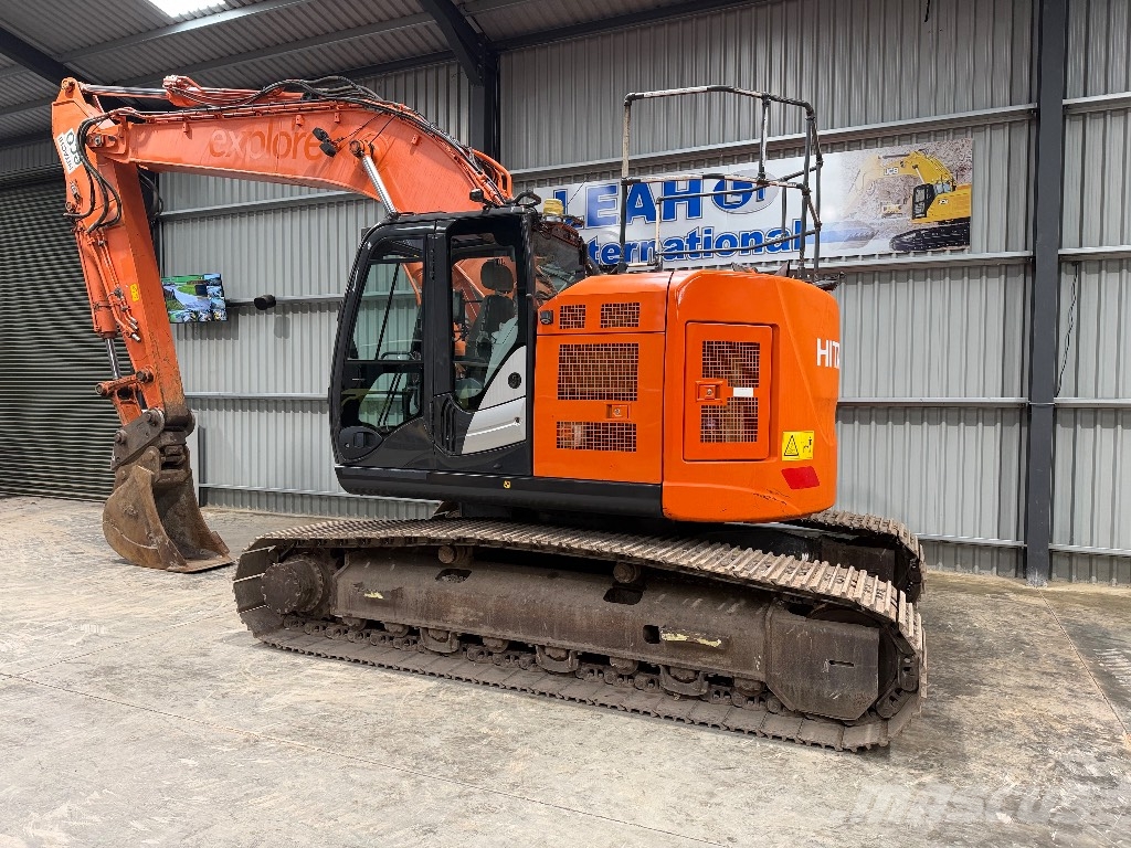 Hitachi ZX 225 US LC-6 Rupsgraafmachines