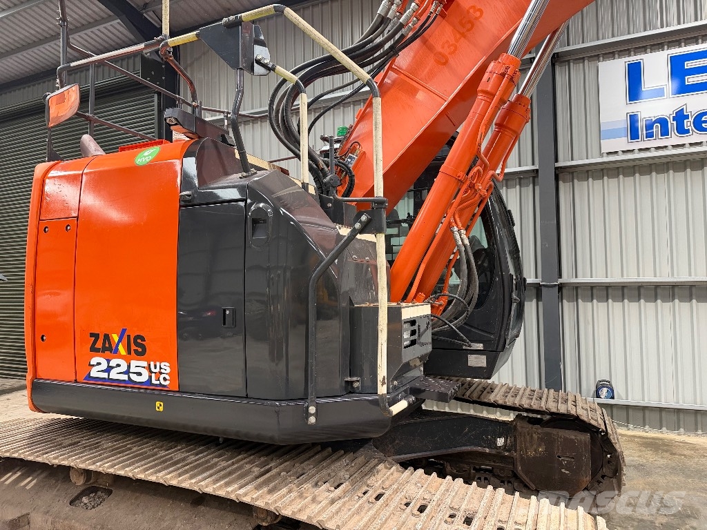 Hitachi ZX 225 US LC-6 Rupsgraafmachines