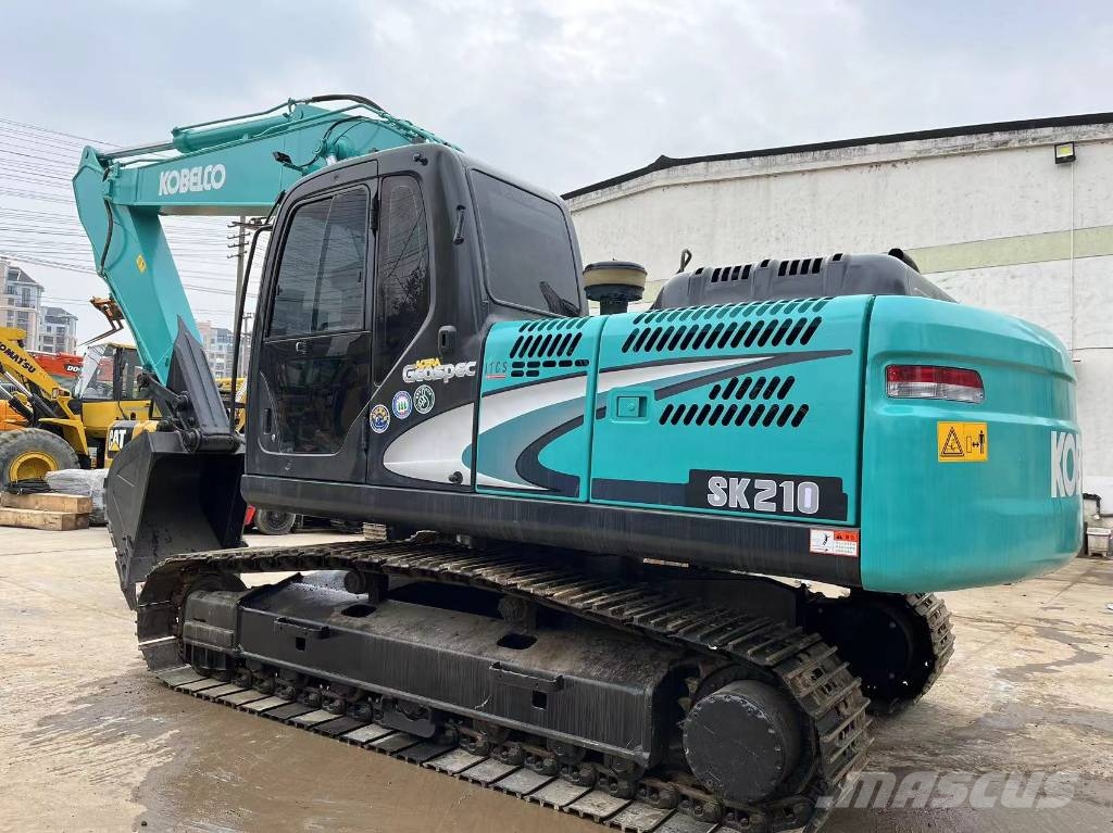 Kobelco SK 210 Lánctalpas kotrók