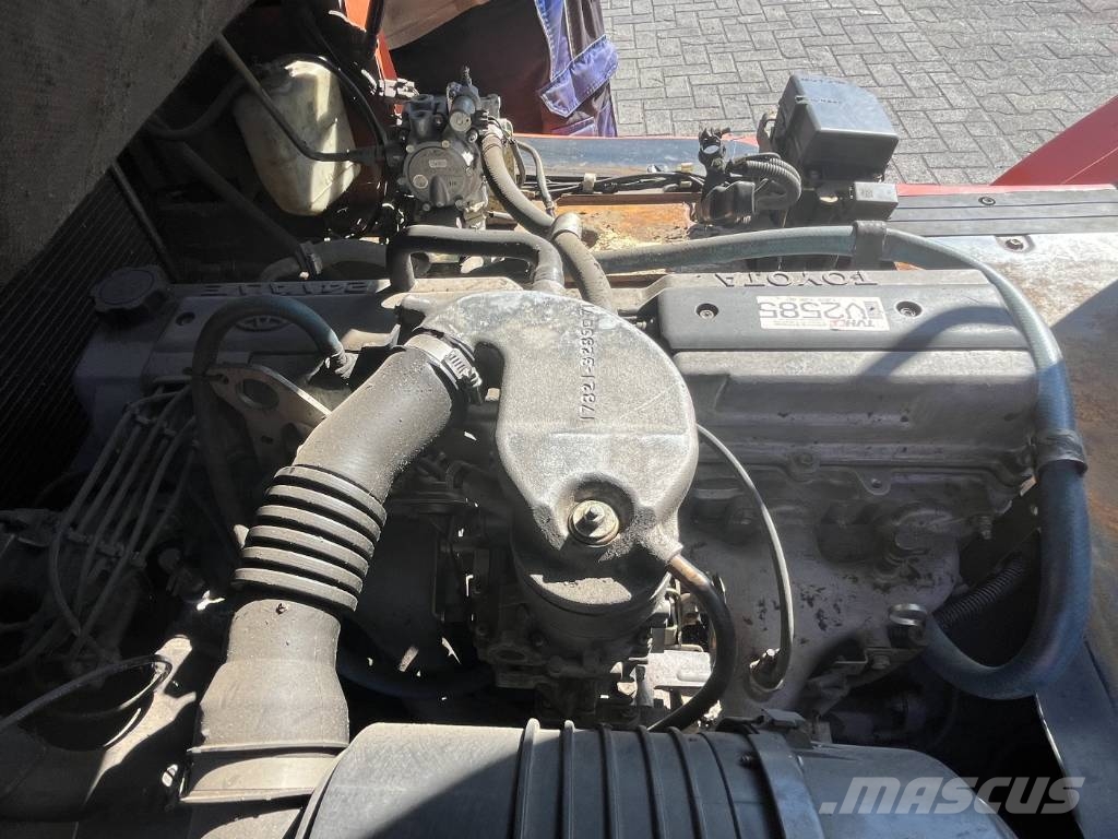 Toyota 7 FG 35 /02/ V-2585 OB Gázüzemű targoncák
