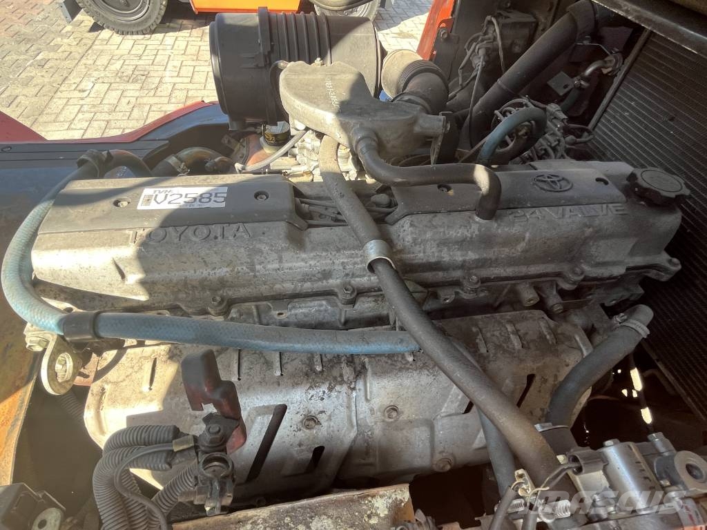 Toyota 7 FG 35 /02/ V-2585 OB Gázüzemű targoncák