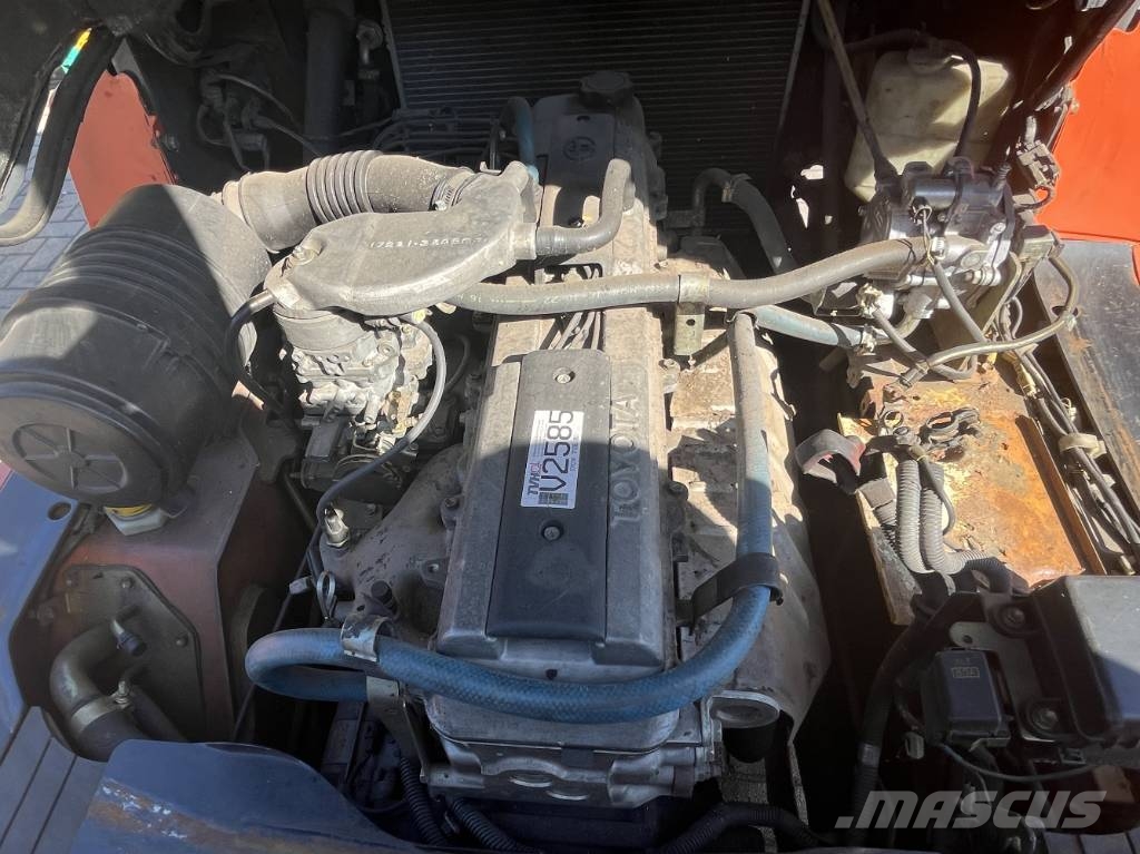 Toyota 7 FG 35 /02/ V-2585 OB Gázüzemű targoncák