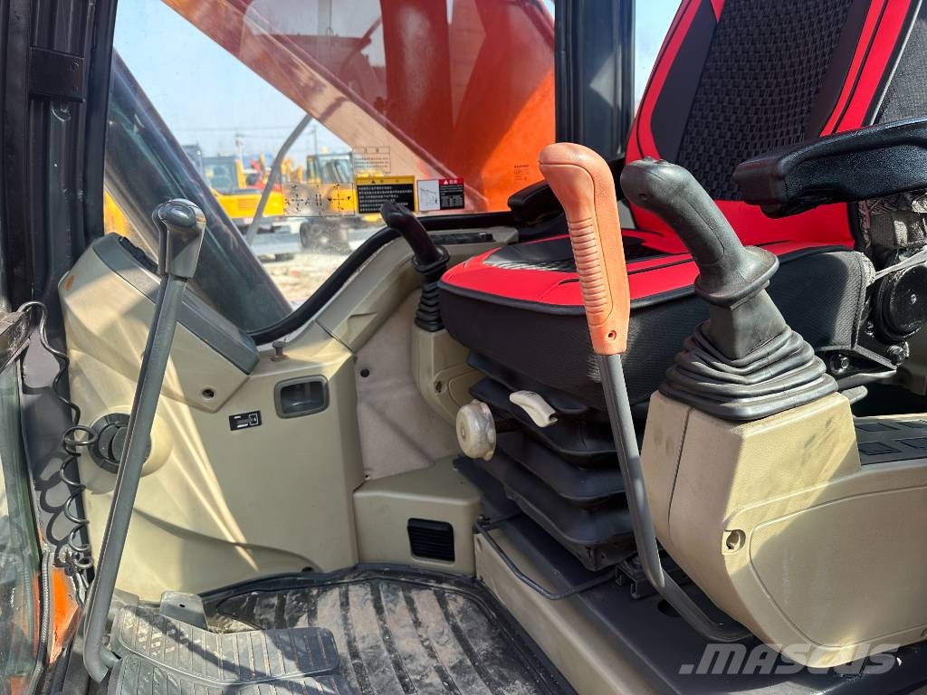 Doosan 300 Εκσκαφείς με ερπύστριες