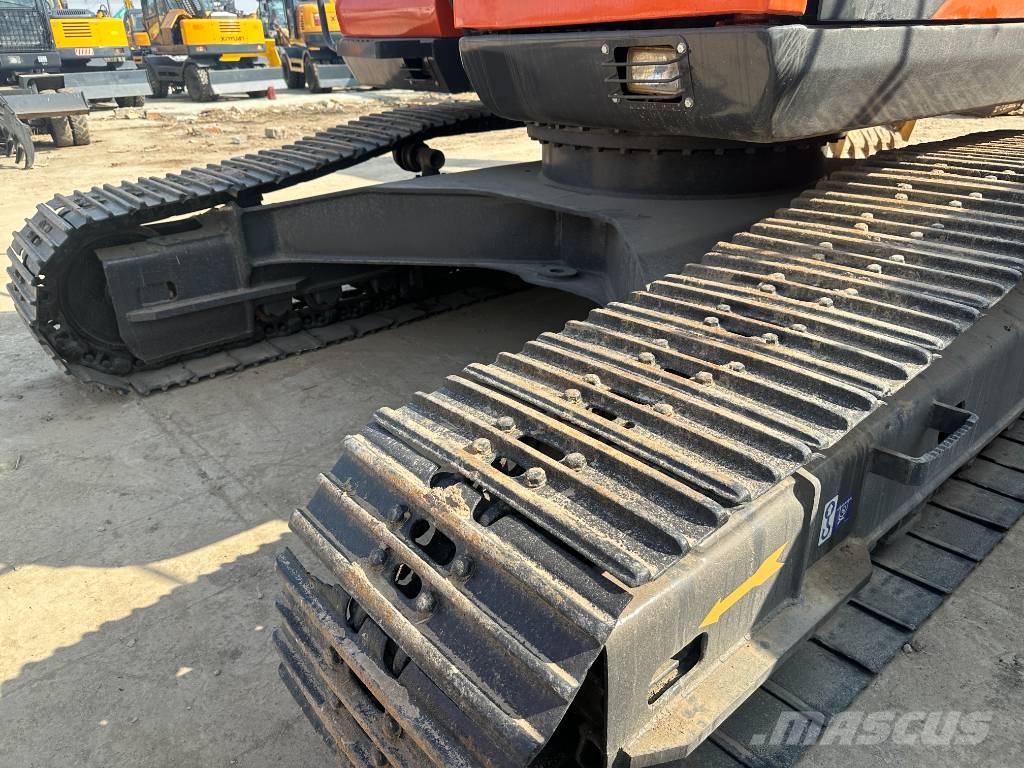 Doosan 300 Εκσκαφείς με ερπύστριες