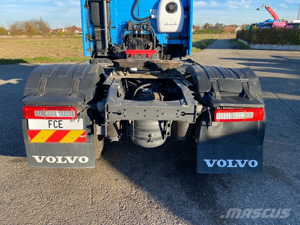 Volvo FM D13/460 / Nouveau Tableau de Bord وحدات الجر